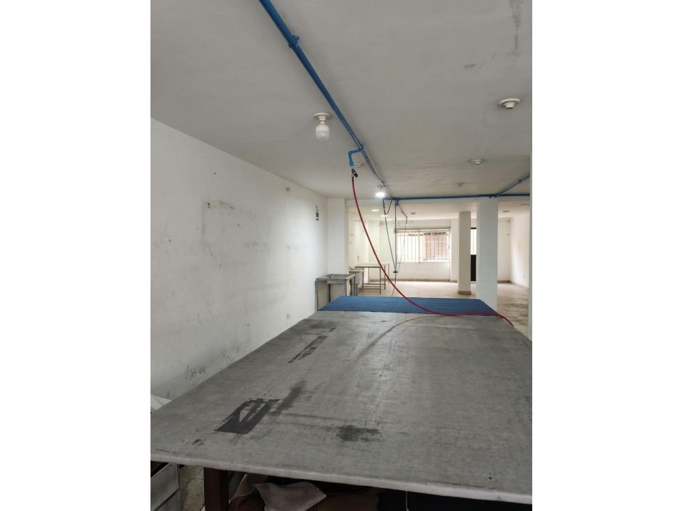 LOCAL COMERCIAL EN VENTA ENVIGADO ZONA CENTRO PISO 2 — foto 4