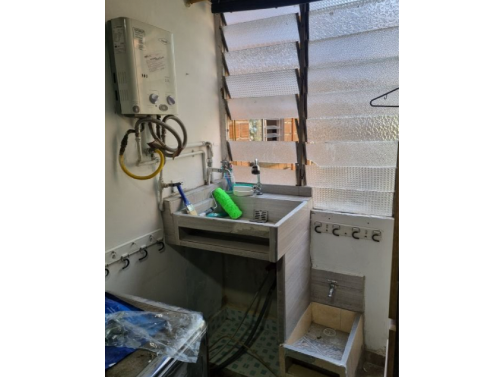 APARTAMENTO EN VENTA EN ROBLEDO PARTE BAJA — foto 6