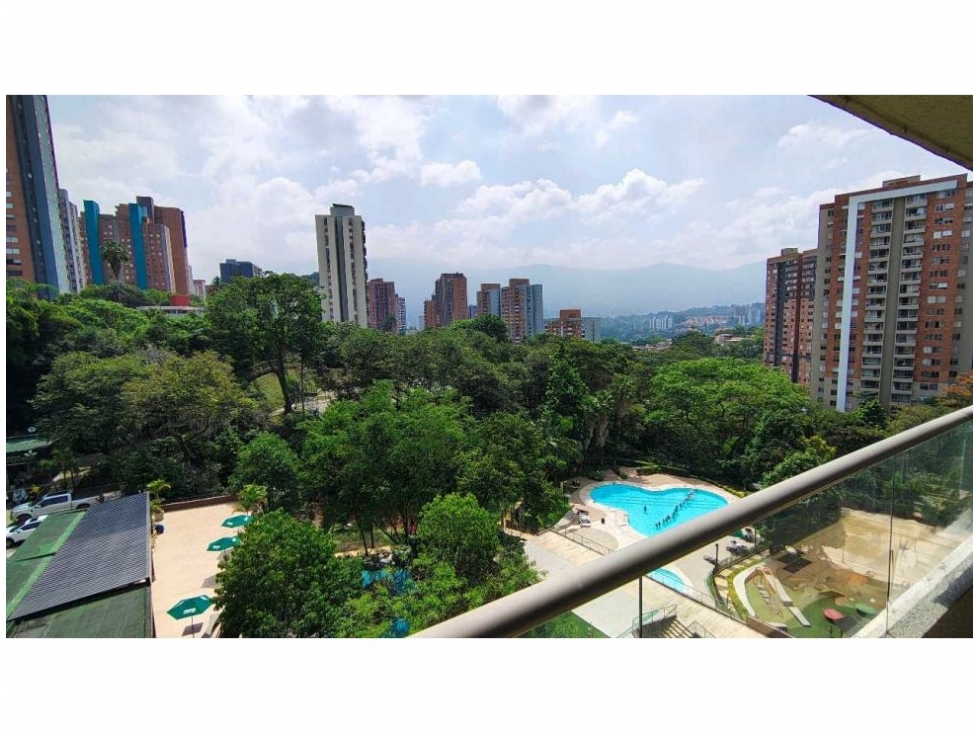 APARTAMENTO LOMA DE LOS BERNAL — foto 5