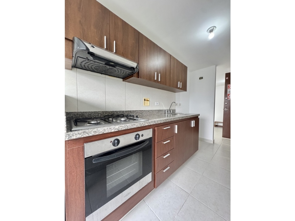 APARTAMENTO EN VENTA EN LOMA DE LOS BERNAL — foto 2