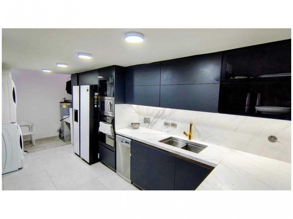 CASA EN VENTA REMODELADA LA MOTA — foto 5