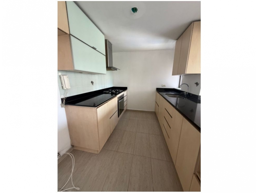 APARTAMENTO EN VENTA LOMA DE LOS BERNAL — foto 5