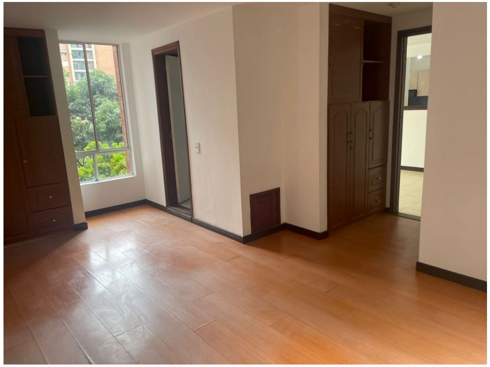APARTAMENTO EN VENTA EN EL POBLADO SECTOR LOMA DE SAN JULIAN — foto 5