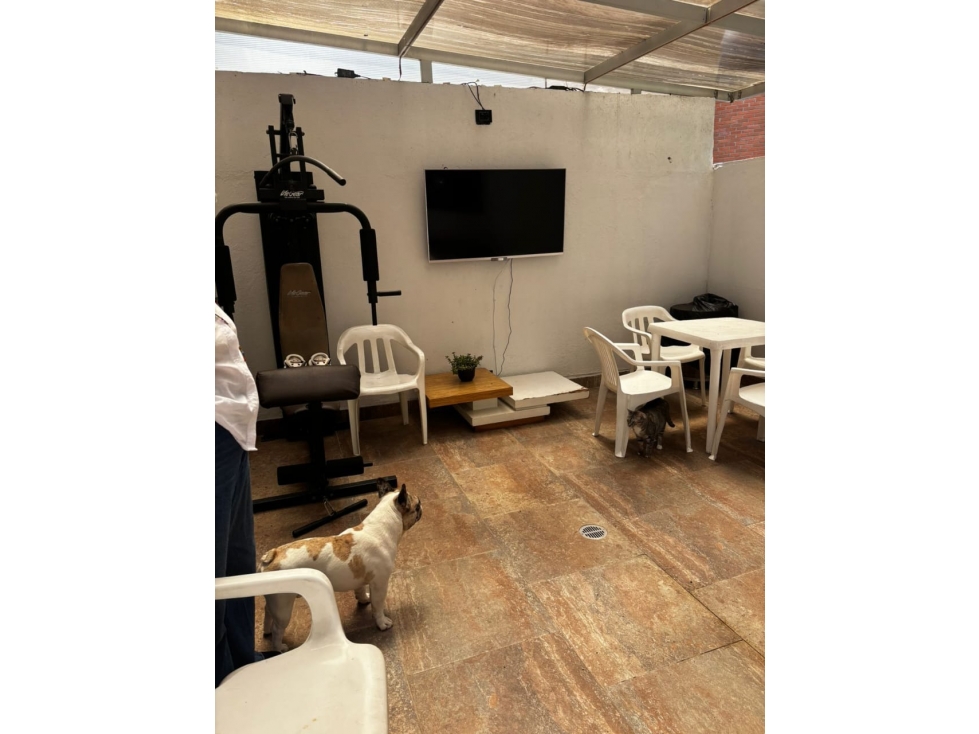 APARTAMENTO EN VENTA LOMA DE LOS BERNAL — foto 5