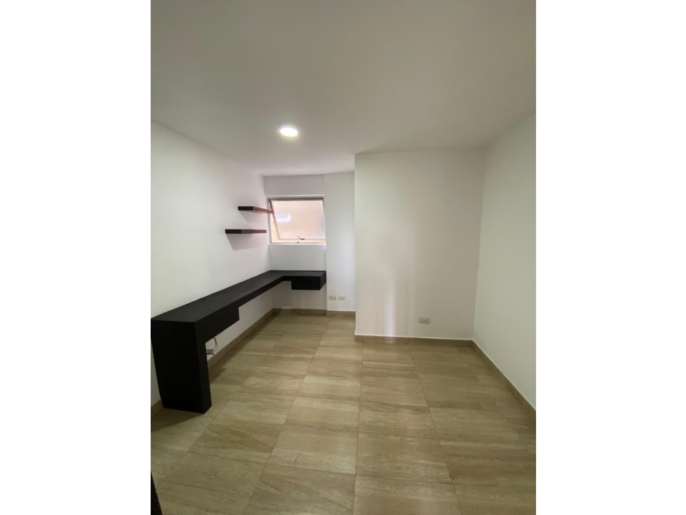 APARTAMENTO LOMA DE LOS BERNAL PARTE BAJA — foto 5