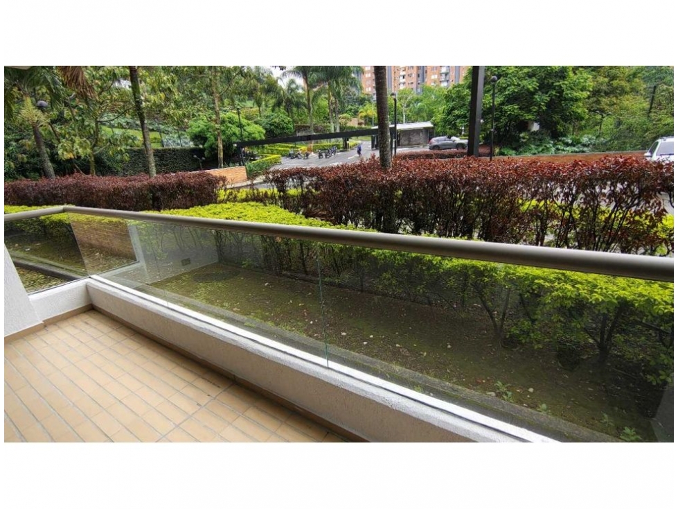 APARTAMENTO EN VENTA LOMA LOS BERNAL — foto 5