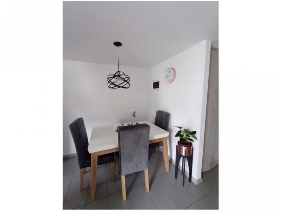 APARTAMENTO EN VENTA LOMA DE LOS BERNAL — foto 5