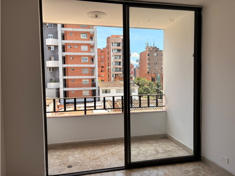 APARTAMENTO EN ARRIENDO LAURELES EL NOGAL — foto 5