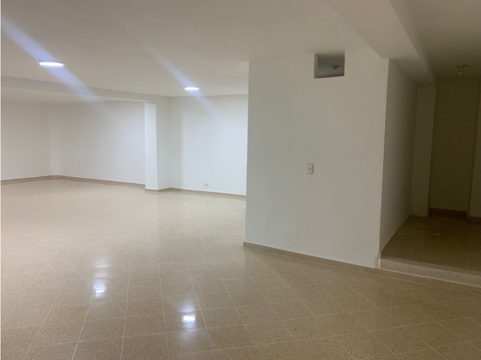 OFICINA EN ARRIENDO BELÉN GRANADA 3 PISO - 4