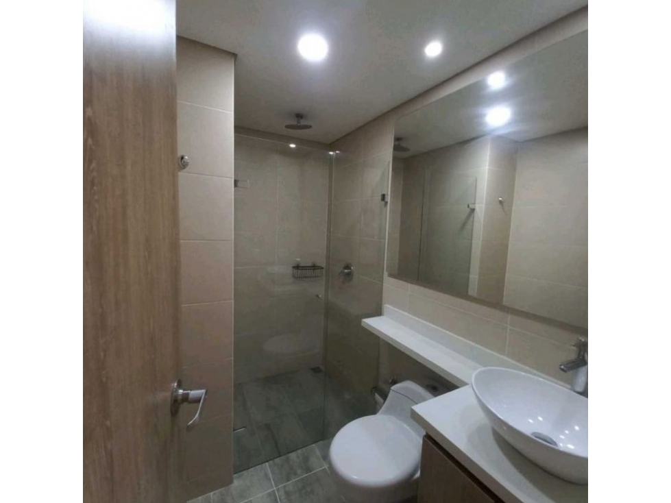 APARTAMENTO EN VENTA LAURELES NOGAL — foto 5