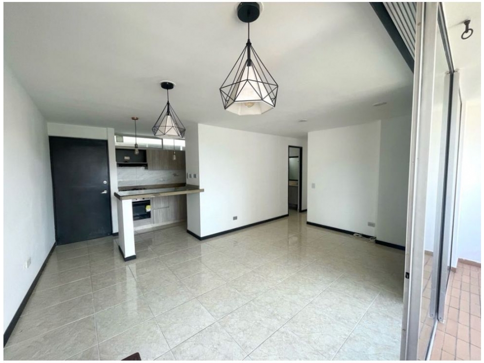 APARTAMENTO EN VENTA LOMA DE LOS BERNAL PARTE BAJA — foto 5