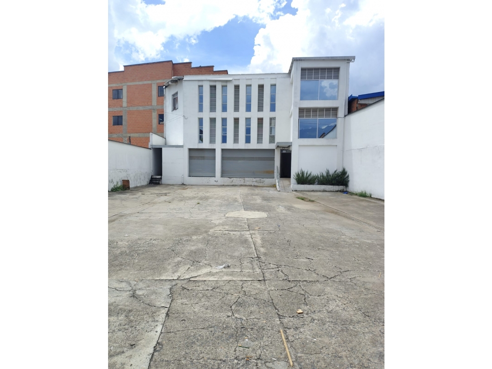 BODEGA PARA EL ARRIENDO EN ITAGUÍ - 5