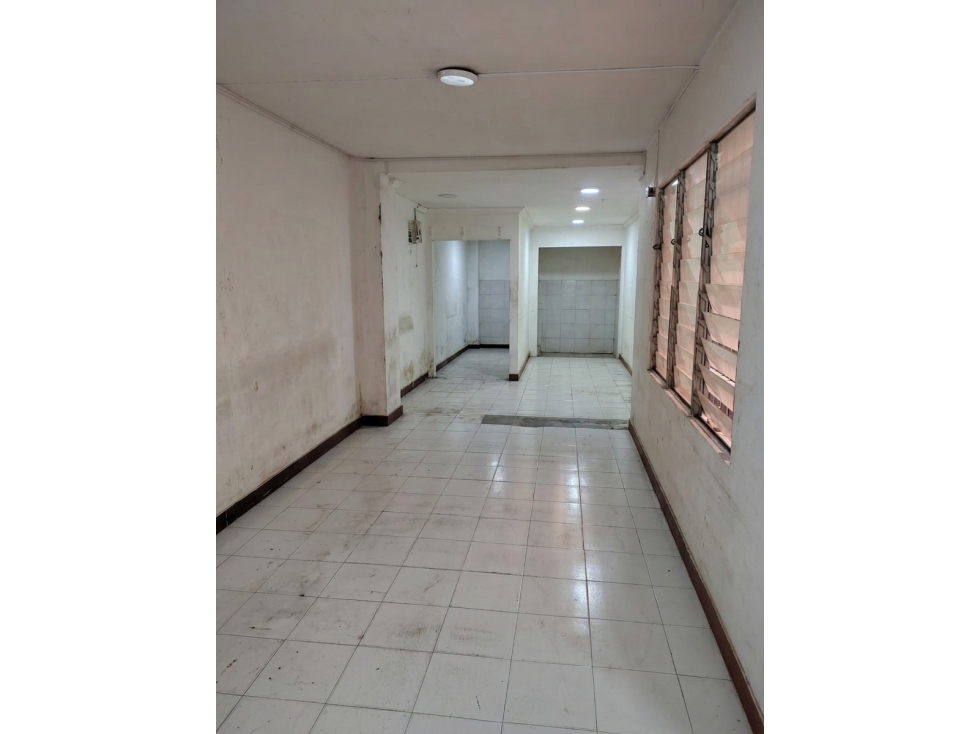 LOCAL COMERCIAL EN VENTA ENVIGADO ZONA CENTRO PISO 2 — foto 5