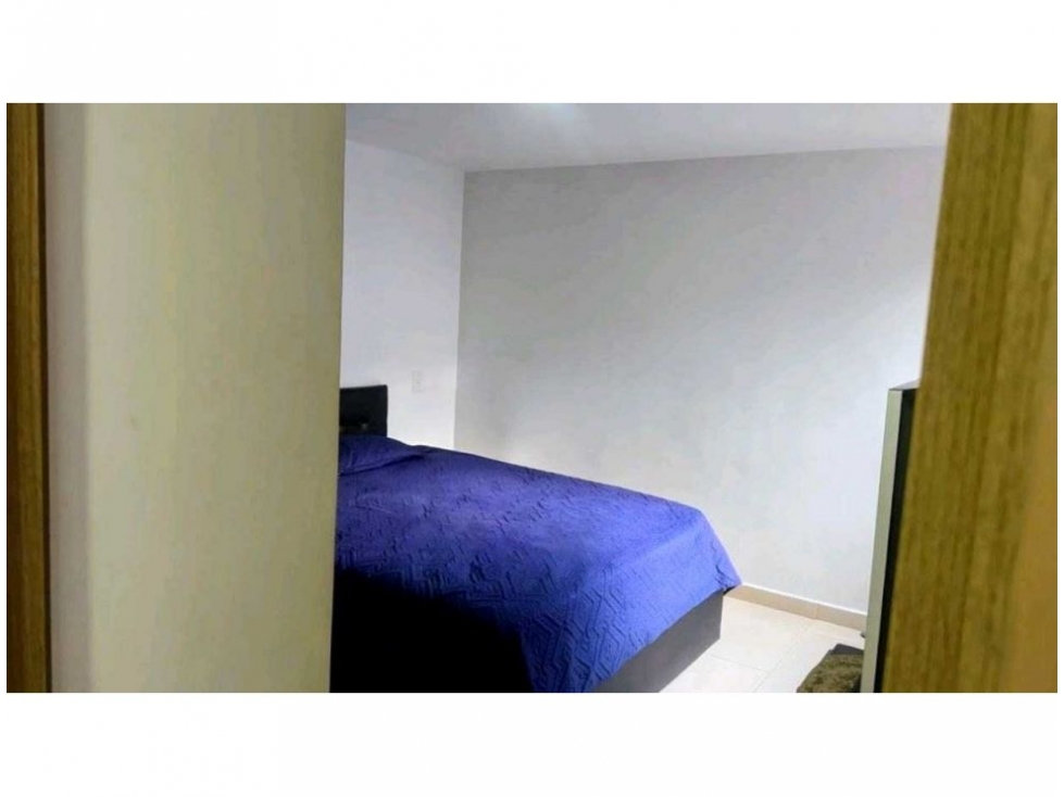 APARTAMENTO EN VENTA LOMA DE LOS BERNAL — foto 6