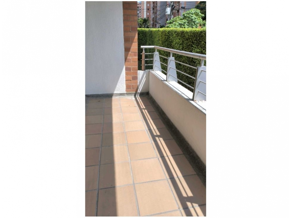 APARTAMENTO EN VENTA LOMA DE LOS BERNAL PARTE BAJA — foto 6