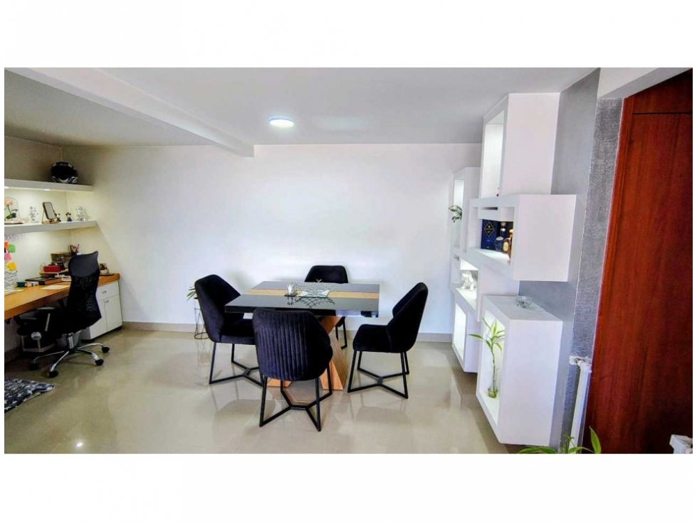 APARTAMENTO EN VENTA LOMA DE LOS BERNAL — foto 6