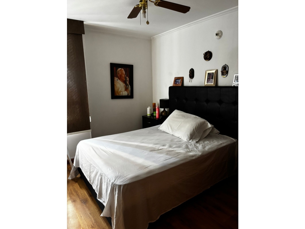 APARTAMENTO EN VENTA LOMA DE LOS BERNAL — foto 6