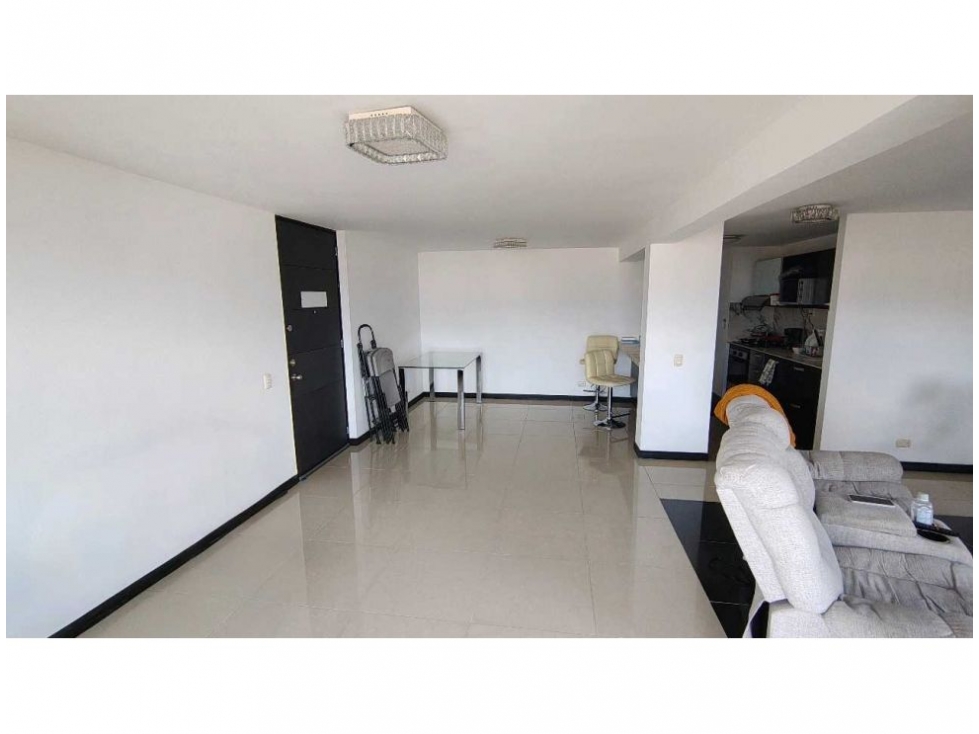 APARTAMENTO EN VENTA LOMA DE LOS BERNAL — foto 6