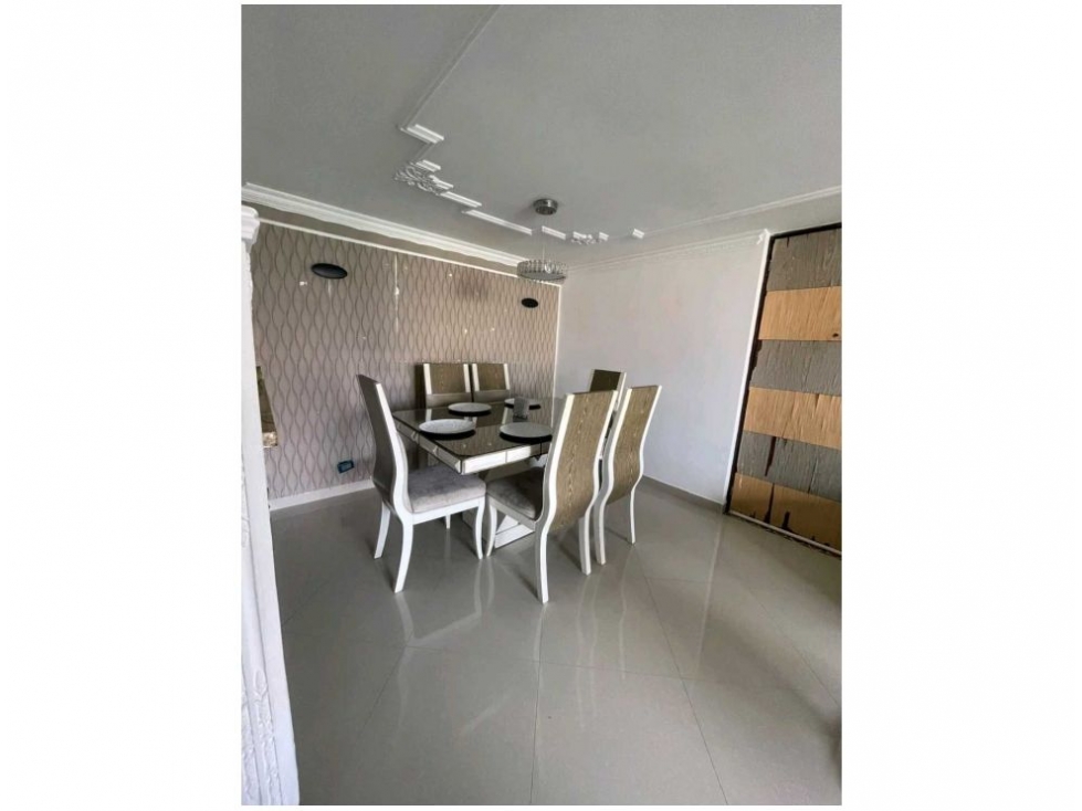 APARTAMENTO EN VENTA LOMA DE LOS BERNAL — foto 6
