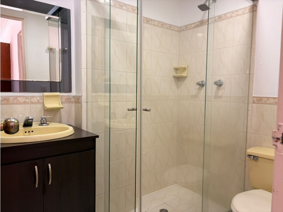 APARTAMENTO EN ARRIENDO LAURELES EL NOGAL — foto 6