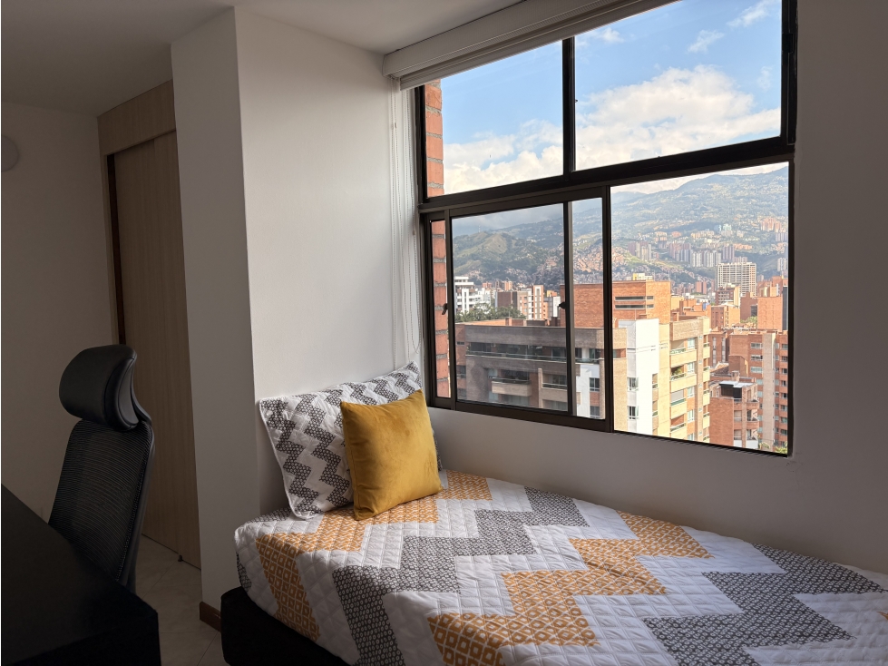 APARTAMENTO EN ARRIENDO AMOBLADO EN LAURELES — foto 6
