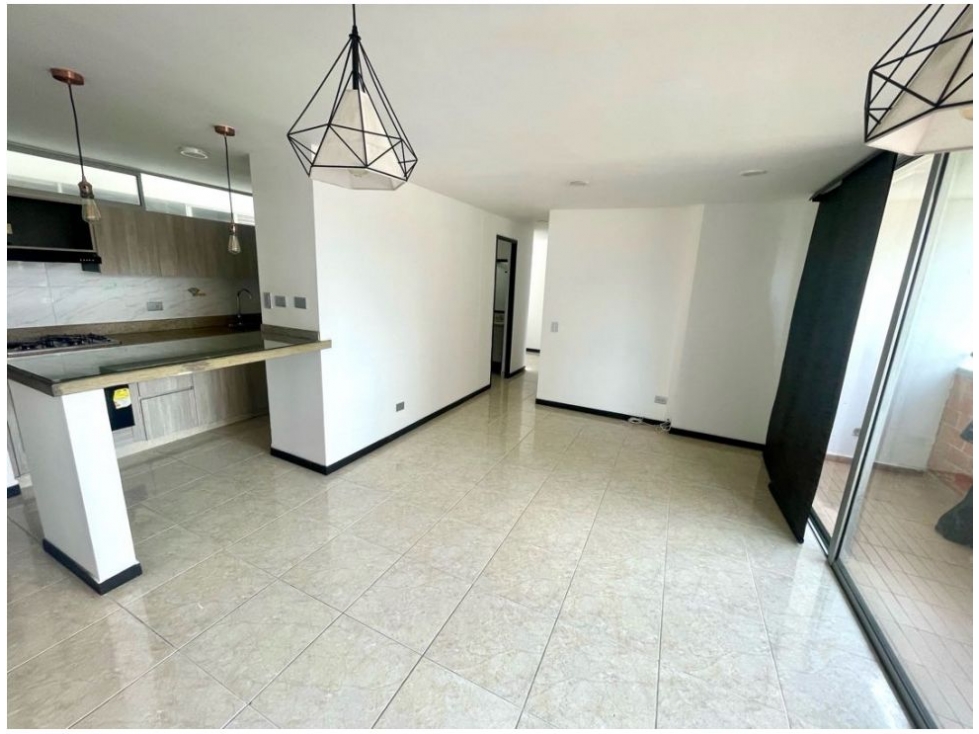 APARTAMENTO EN VENTA LOMA DE LOS BERNAL PARTE BAJA — foto 6