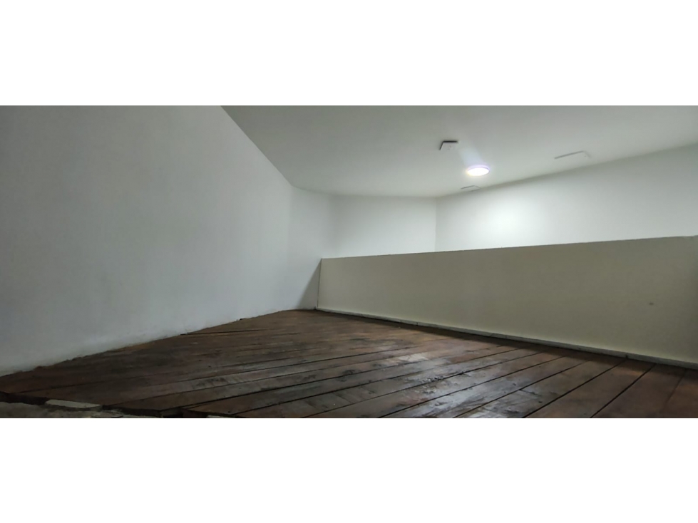 LOCAL EN ARRIENDO DOMO CENTRO COMERCIAL EN EL POBLADO — foto 6