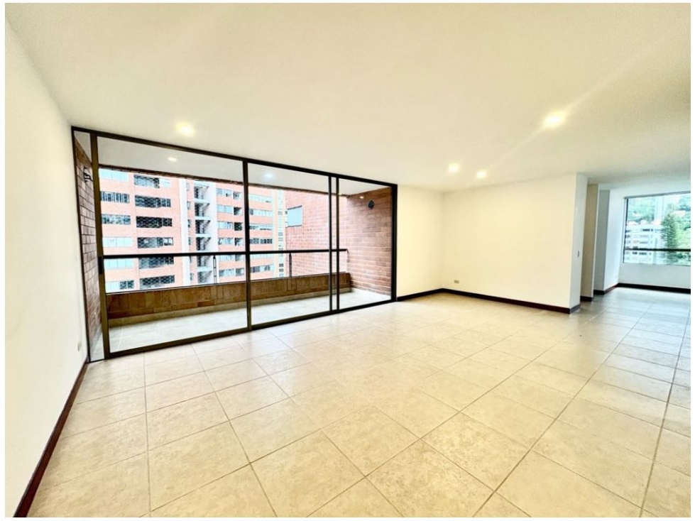 APARTAMENTO EN VENTA EL POBLADO LOS PARRA — foto 6