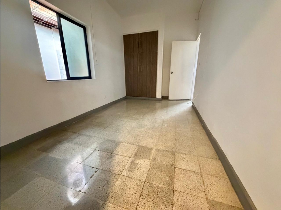 CASA EN ARRIENDO UNIFAMILIAR EN LAURELES — foto 4