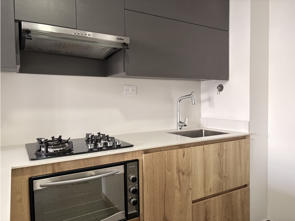 APARTAESTUDIO PARA EL ARRIENDO CERCA A CIUDAD DEL RIO — foto 4
