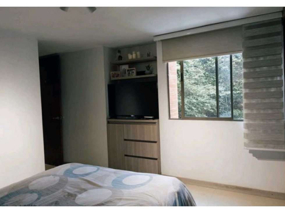 SE VENDE APARTAMENTO EN LOMA DE LOS BERNAL — foto 5