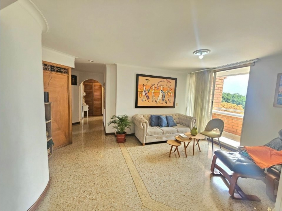 SE VENDE APARTAMENTO EN LAURELES ESTADIO — foto 2