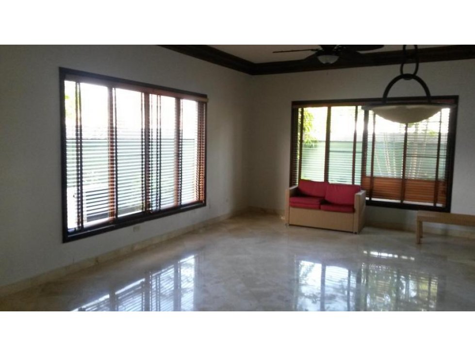 ALQUILO/VENDO CASA EN COSTA DEL ESTE Begonia - 2