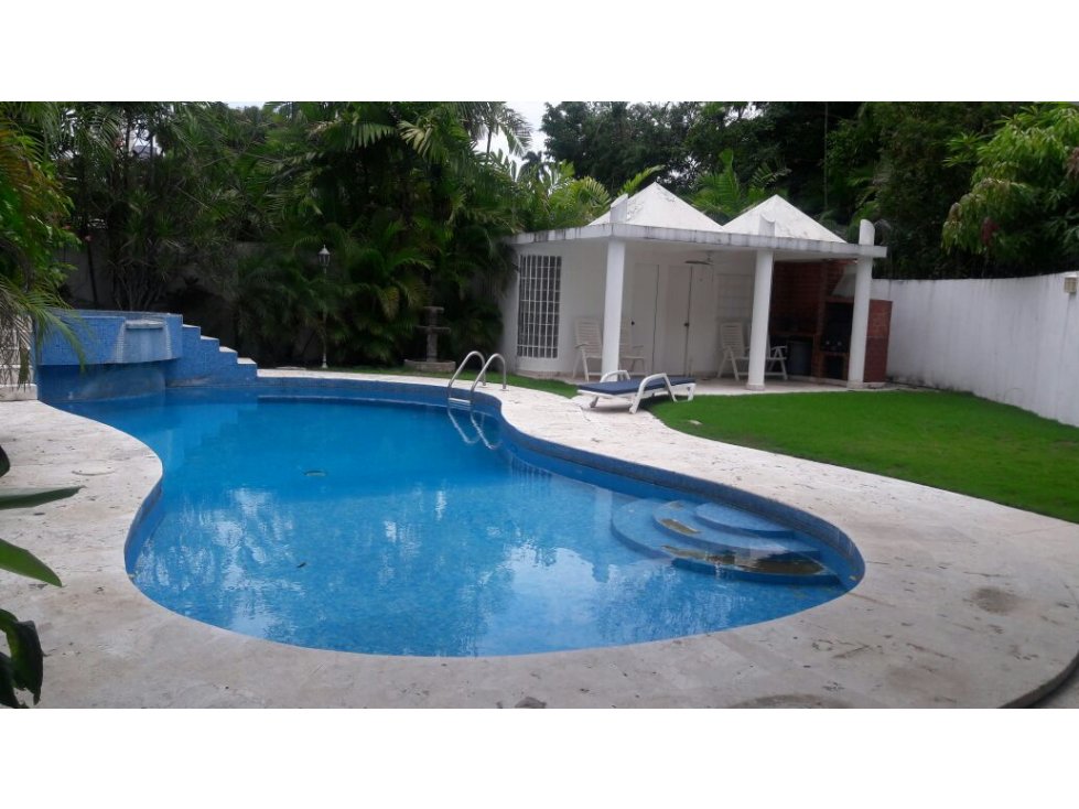 VENDO/ALQUILO CASA CON PISCINA EN EL CARMEN - 2