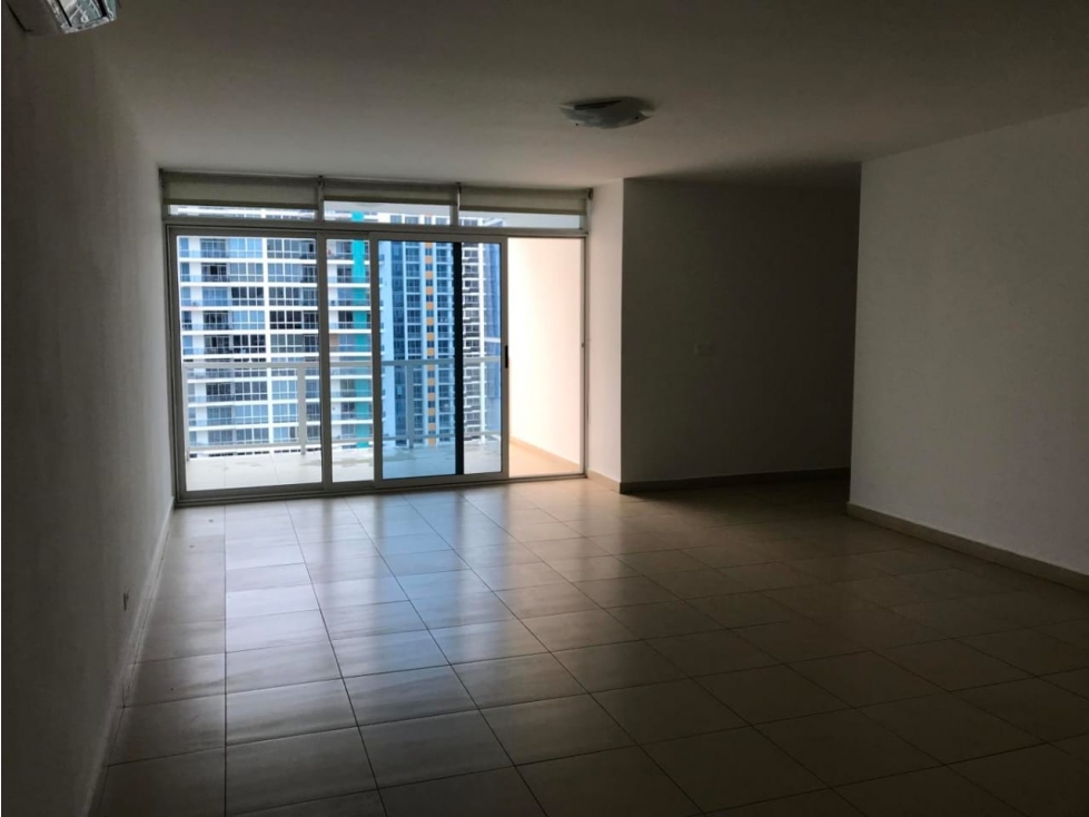 APARTAMENTO EN PH BLUE PARK, BELLA VISTA