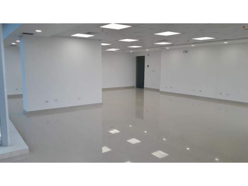 OFICINA 131 M2 SAMUEL LEWIS OBARRIO,TORRE OPTIMA SL55 MTTO INCLUIDO — foto 2