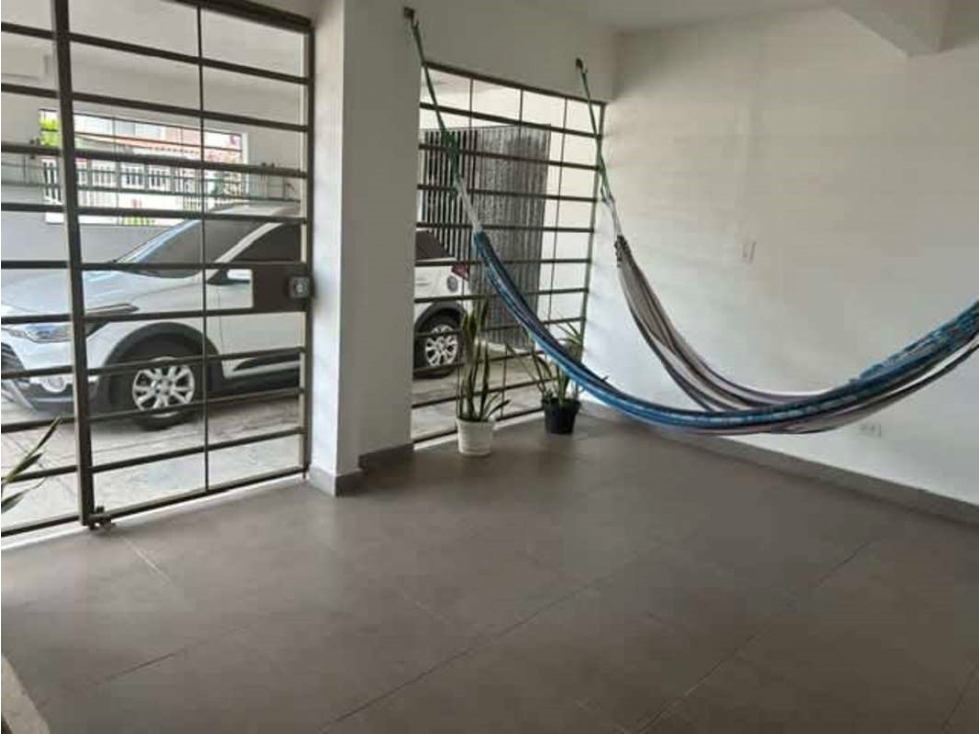 VENTA DE CASA EN CHANIS 272M2 - 3