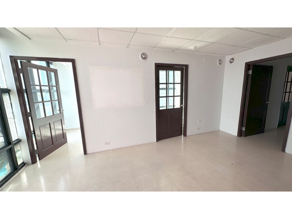 ALQUILER OFICINA 60.7M2 MANTENIMIENTO INCLUIDO EN PUNTA PAITILLA KAF - 2