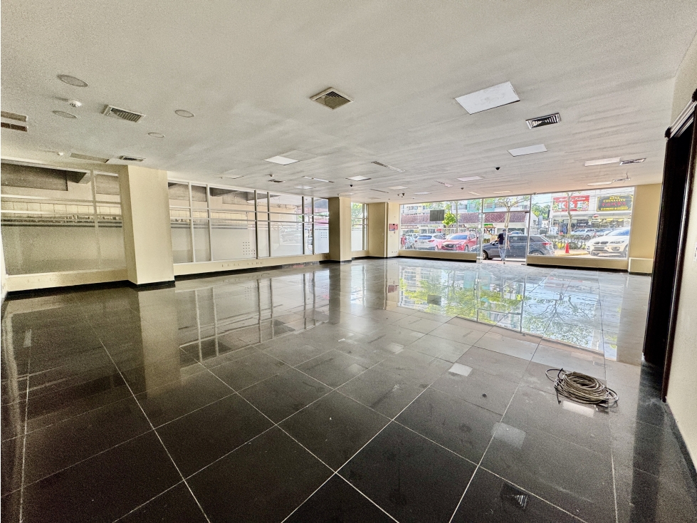 ALQUILER LOCAL COMERCIAL 250M2 PLAZA COMERCIAL EL DORADO CV — foto 5