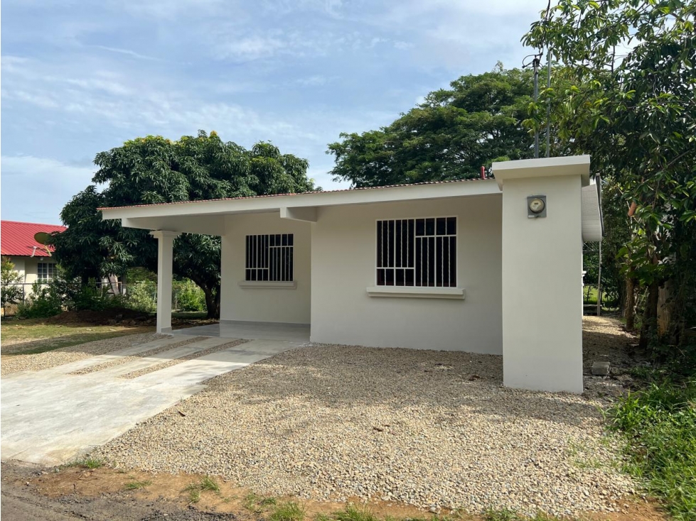 VENTA DE CASA EN LAS TABLAS ABAJO DOS RECAMARAS 301 M2 - 2