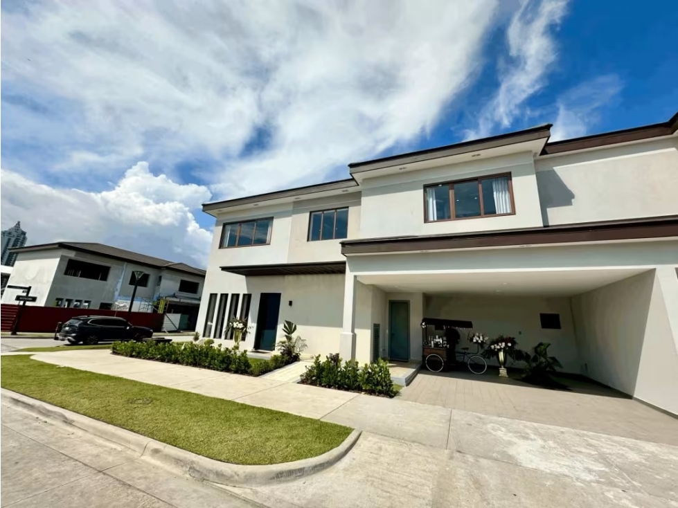 VENTA CASA SANTA MARIA ACABADOS DE LUJO 4 y 3 RECAMARAS THE WOODS MLD — foto 5