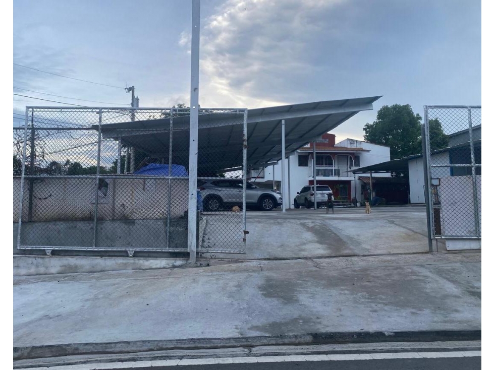 VENTA LOTE CON 2 GALERAS Y 2 CASAS LLANO BONITO 1,145.88 m² MLD - 5