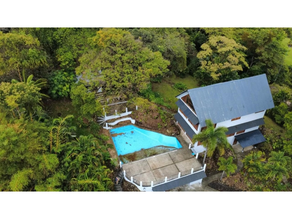 VENTA DE CASA CON CABAÑA Y PISCINA ALTOS DEL MARIA 7030 METROS2 — foto 3