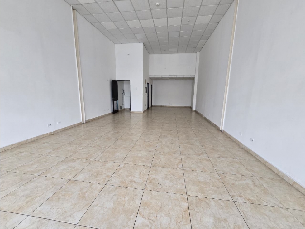 ALQUILER DE LOCAL COMERCIAL EN VILLA LUCRE AQ - 4