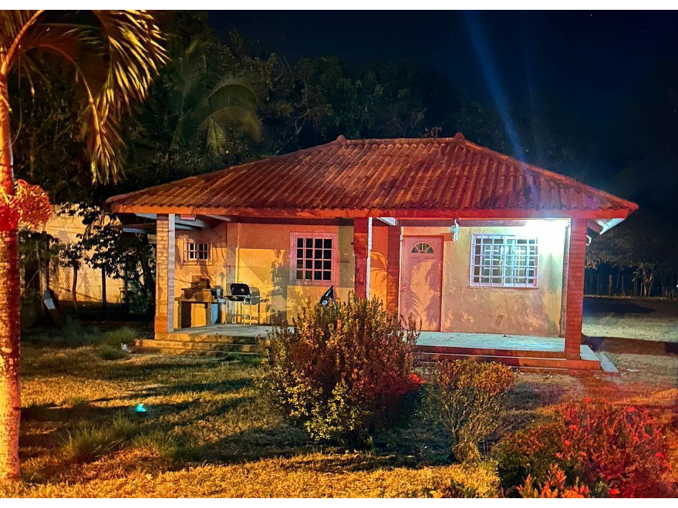 VENTA CASA DE PLAYA NUEVA GORGONA LA CASA AMARILLA CV