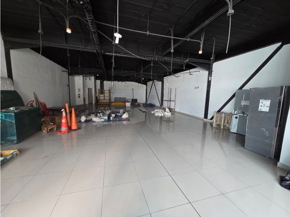 ALQUILER DE LOCAL COMERCIAL EN BELLA VISTA, PLANTA BAJA AQ — foto 2