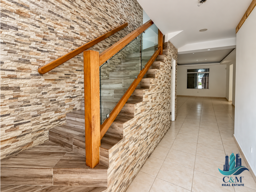 VENTA CASA REMATE VILLA ZAITA 3REC 3.5 BAÑOS 4 PARKING 2 NIVELES CV — foto 2