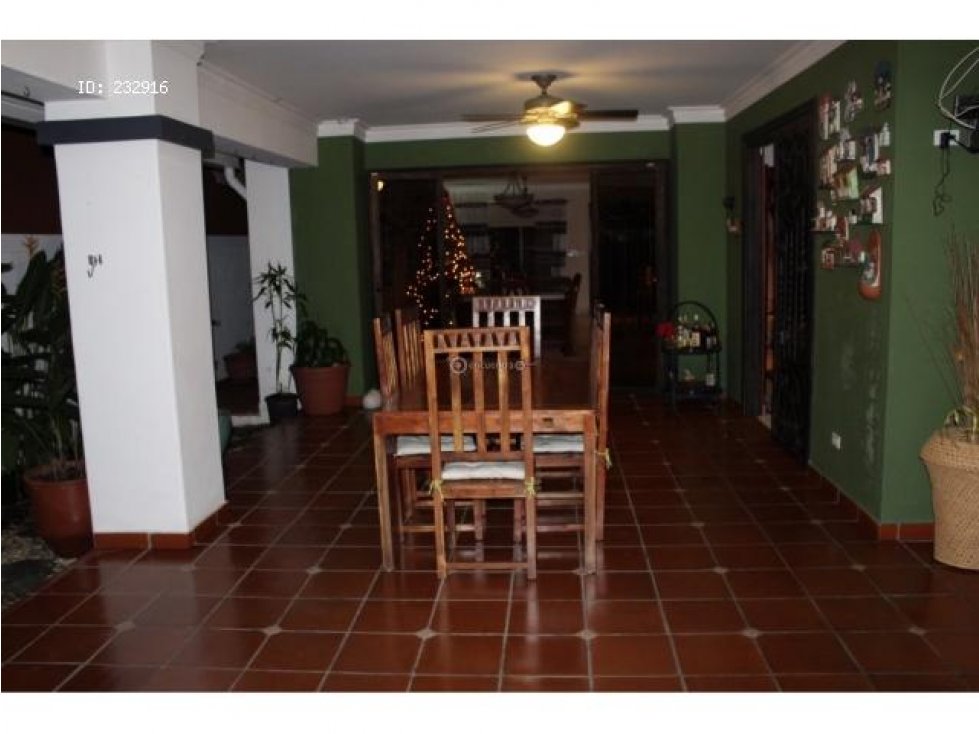 SE VENDE EN RESIDENCIAL ALTOS DE PANAMÁ - 3