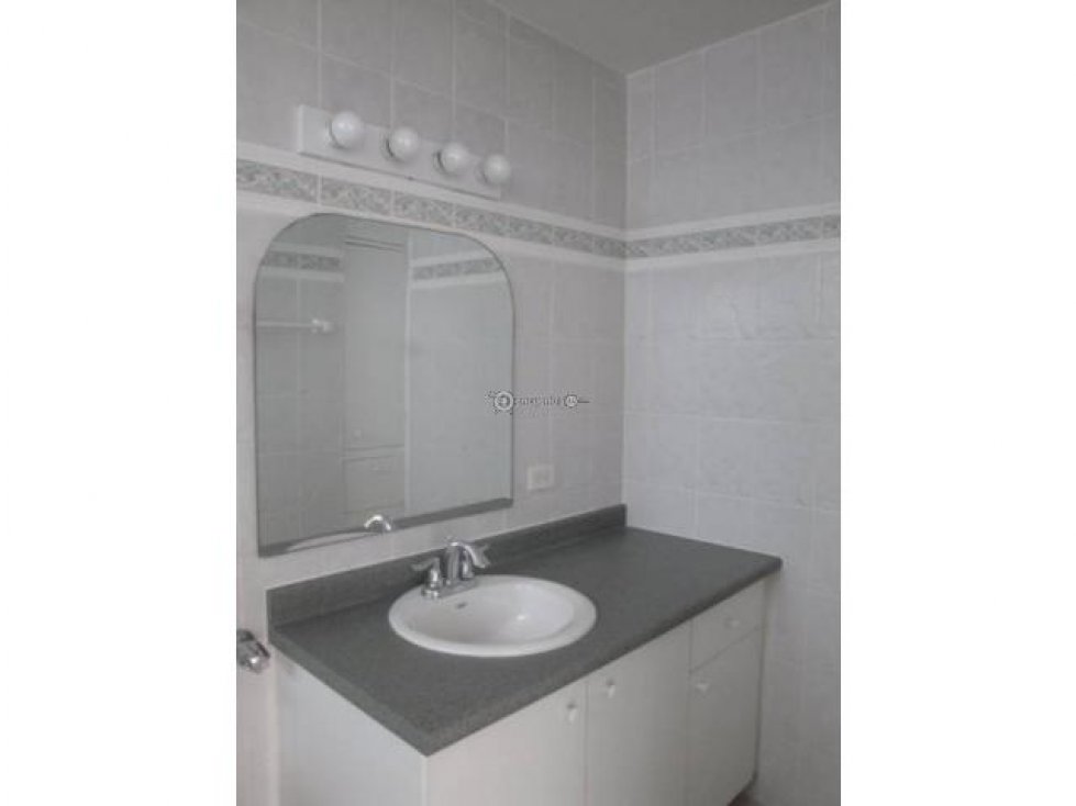 ALQUILO APTO 220 M2 PAITILLA PH VICTORIA EUGENIA - 2