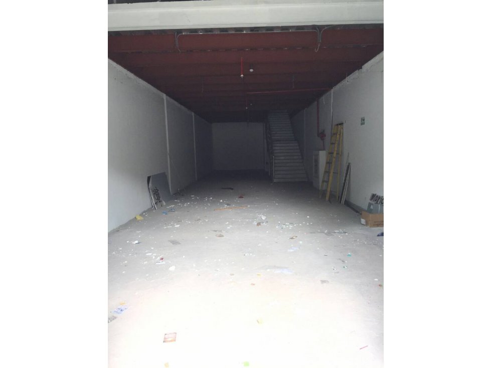 LOCAL EN OBARRIO 260 Y 520 M2 - 3